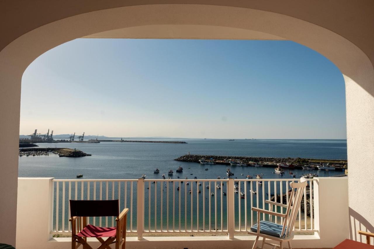 Appartamento Manas Coliving Sines Esterno foto