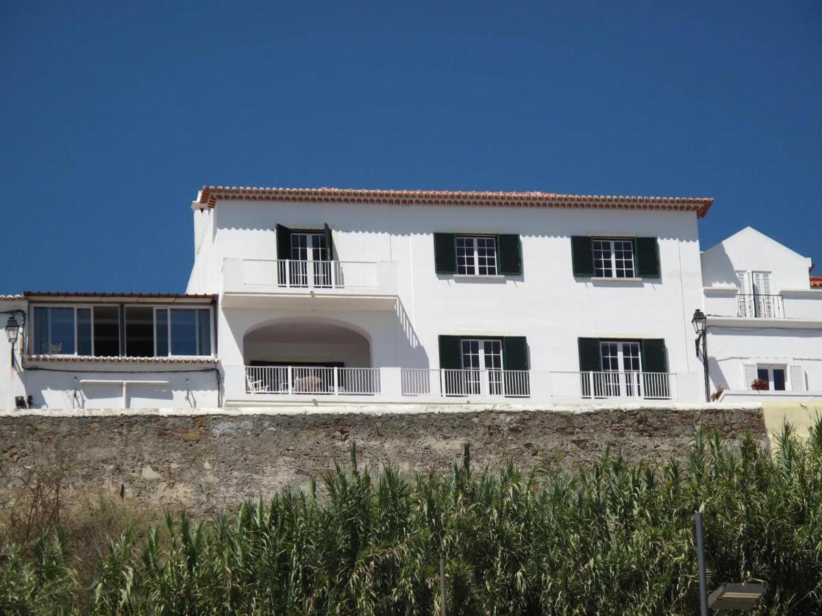 Appartamento Manas Coliving Sines Esterno foto