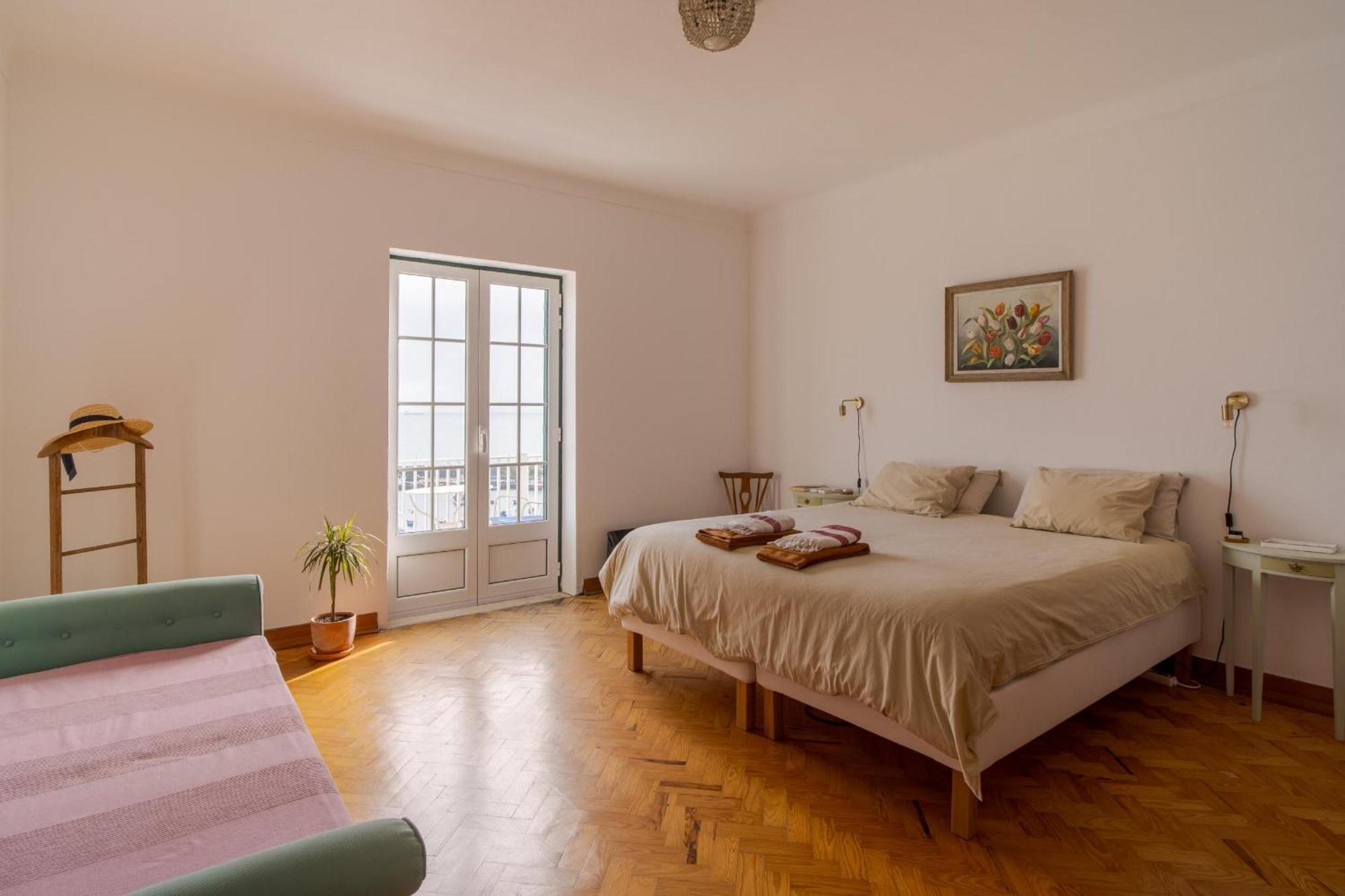 Appartamento Manas Coliving Sines Esterno foto