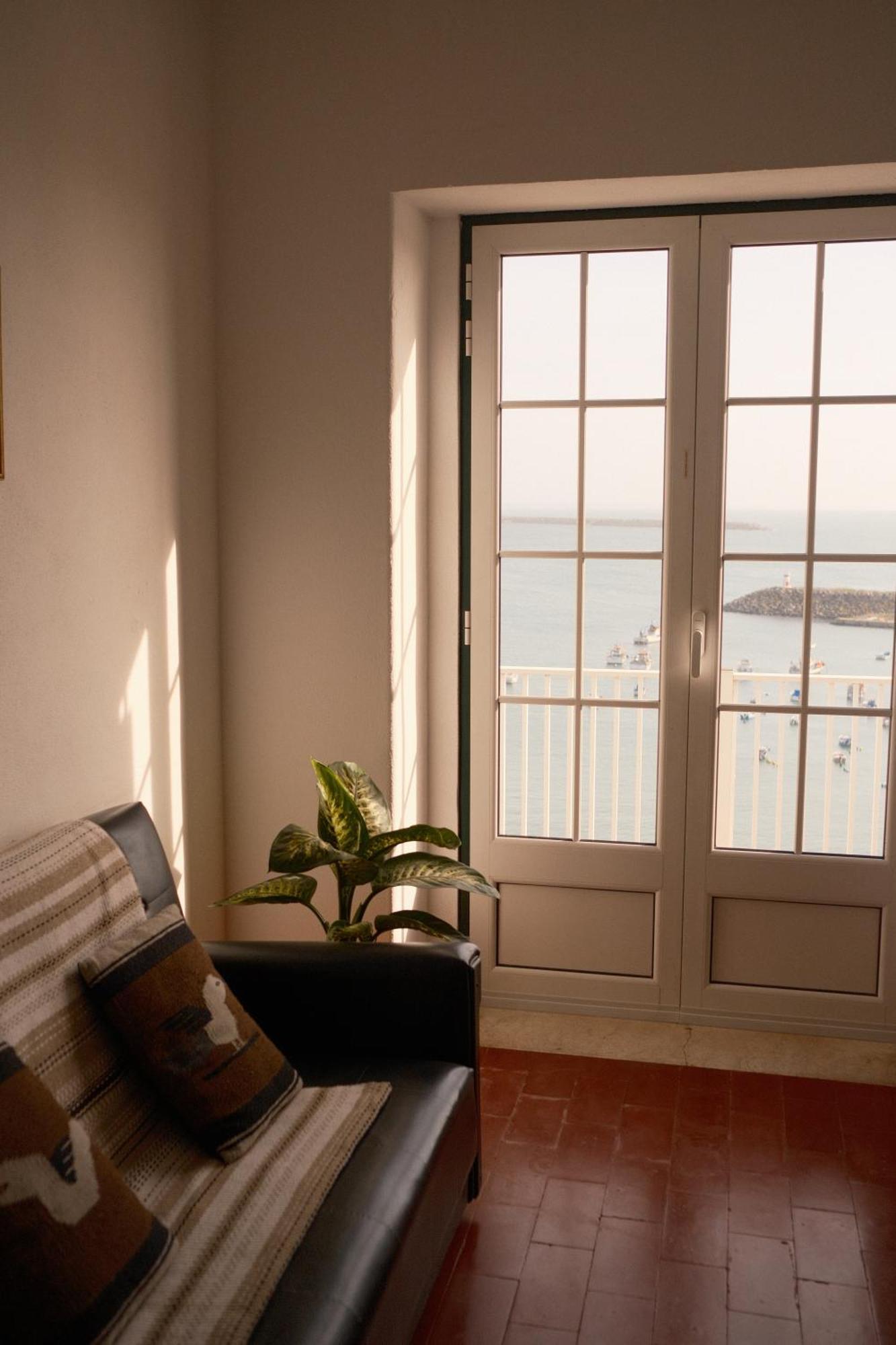 Appartamento Manas Coliving Sines Esterno foto