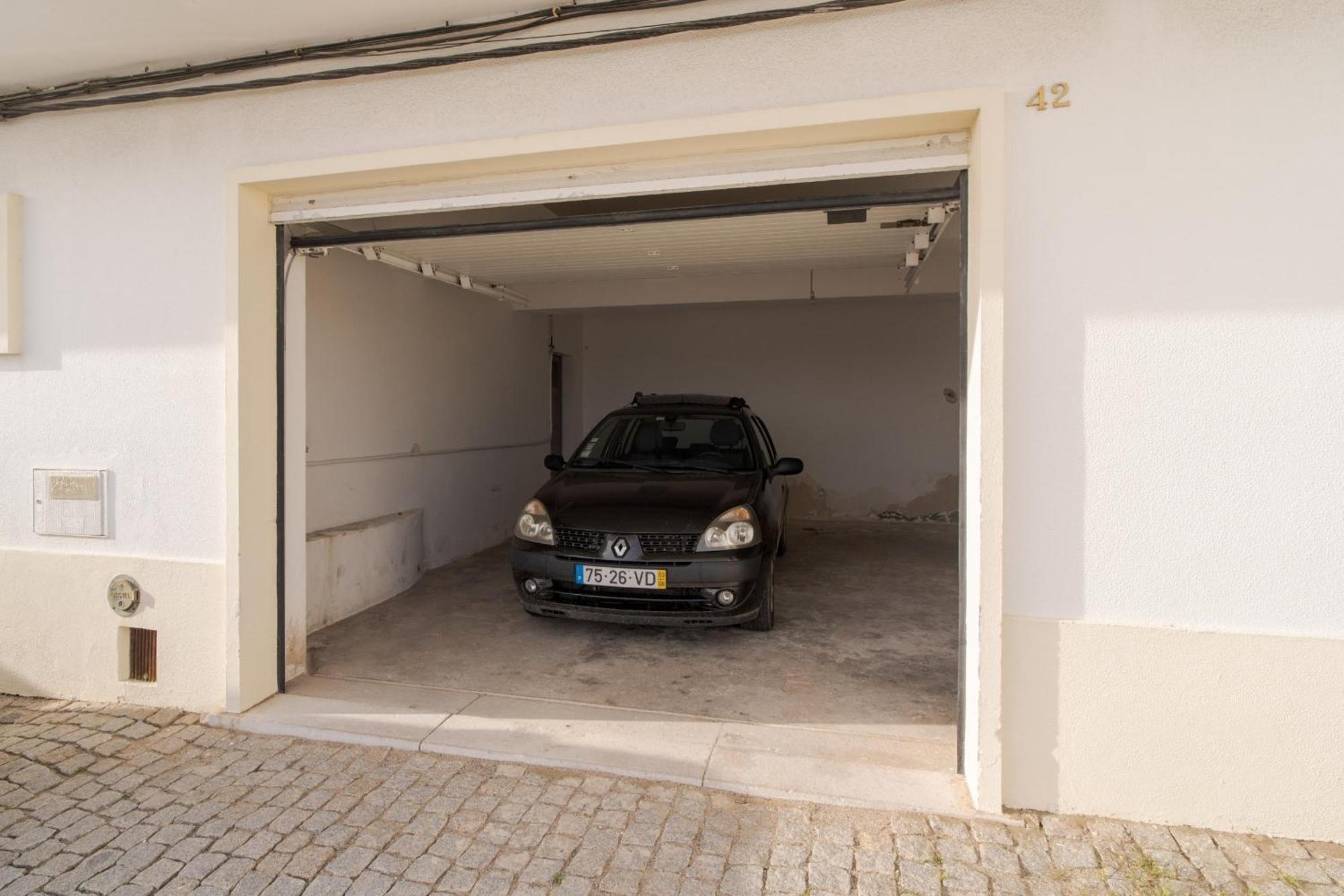 Appartamento Manas Coliving Sines Esterno foto